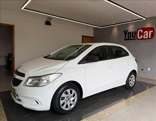 CHEVROLET ONIX 1.0 MPFI JOY 8V FLEX 4P MANUAL CHEVROLET ONIX 1.0 MPFI JOY 8V FLEX 4P MANUAL